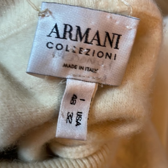 Armani Collezioni cream turtleneck sweater - Picture 6 of 6